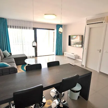 Townhouse La Caleta