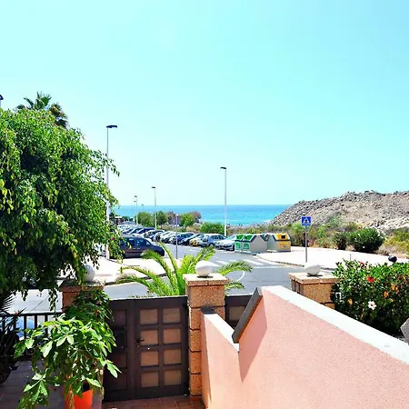 Townhouse La Caleta