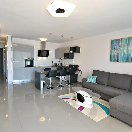 Townhouse La Caleta
