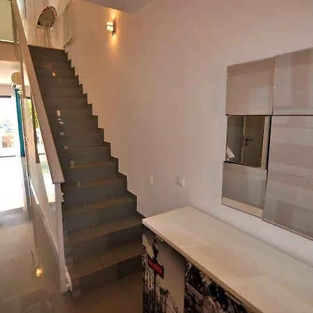 Townhouse La Caleta Apartment *