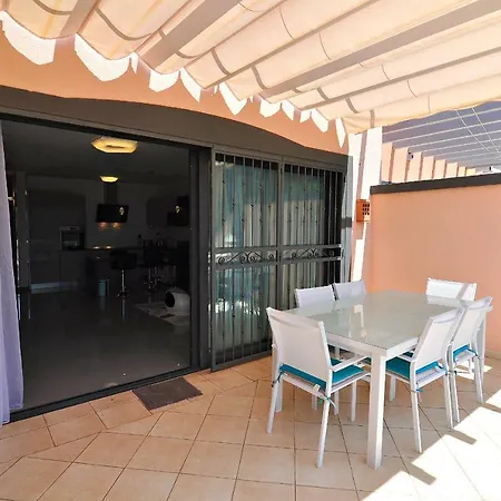 Townhouse La Caleta Apartment *