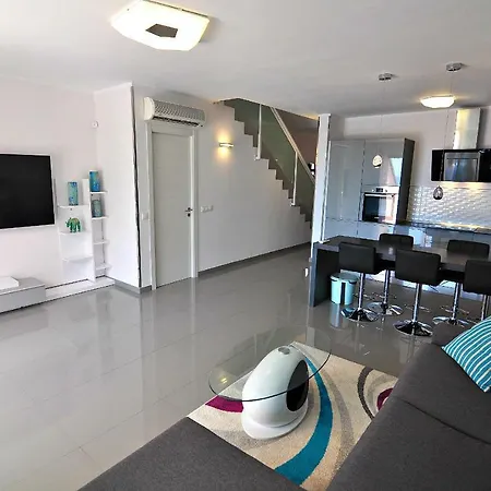 Townhouse La Caleta